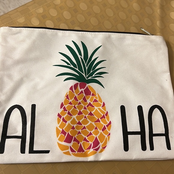 Aloha Pineapple Canvas Cosmetic and Makeup Bag - Picture 4 of 4